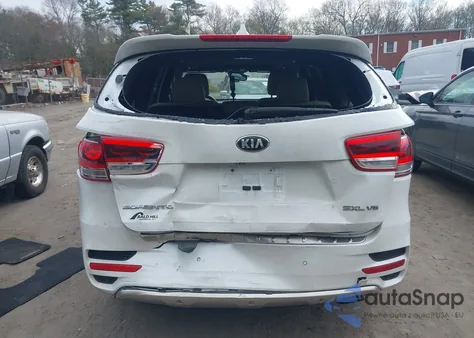 2017 Kia Sorento 3.3L Sxl z USA, uszkodzony, nr VIN 5XYPKDA52HG244622